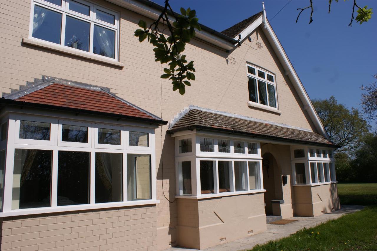 Spacious 4 Bed Family Cottage In Parkland Setting 요크 외부 사진